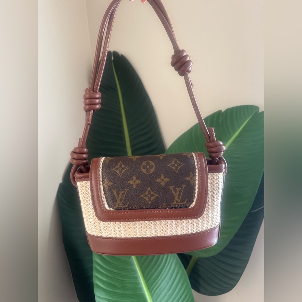 Summer bag patched with Authenthic LV Monogram Canvas